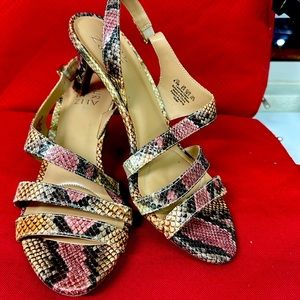 Naturalizer snake skin pink-tan-black